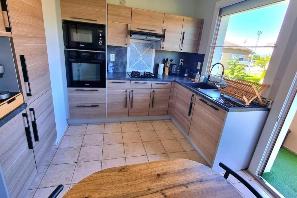 Appartement Cosy Entre Lac Et Montagne โทนง-เลส์-แบงส์ ภายนอก รูปภาพ